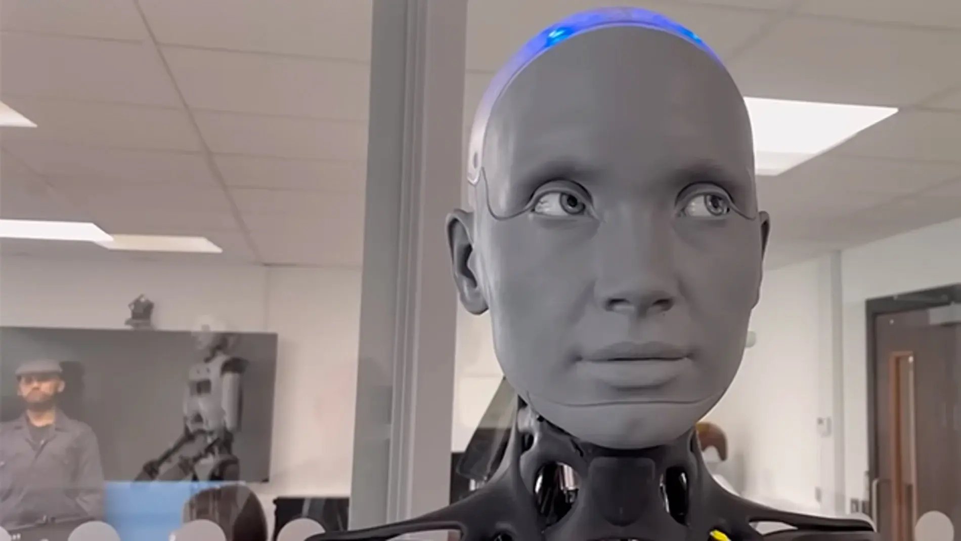 ameca-inquietante-robot-humanoide-que-usa-chatgpt-conversa-varios-idiomas_98